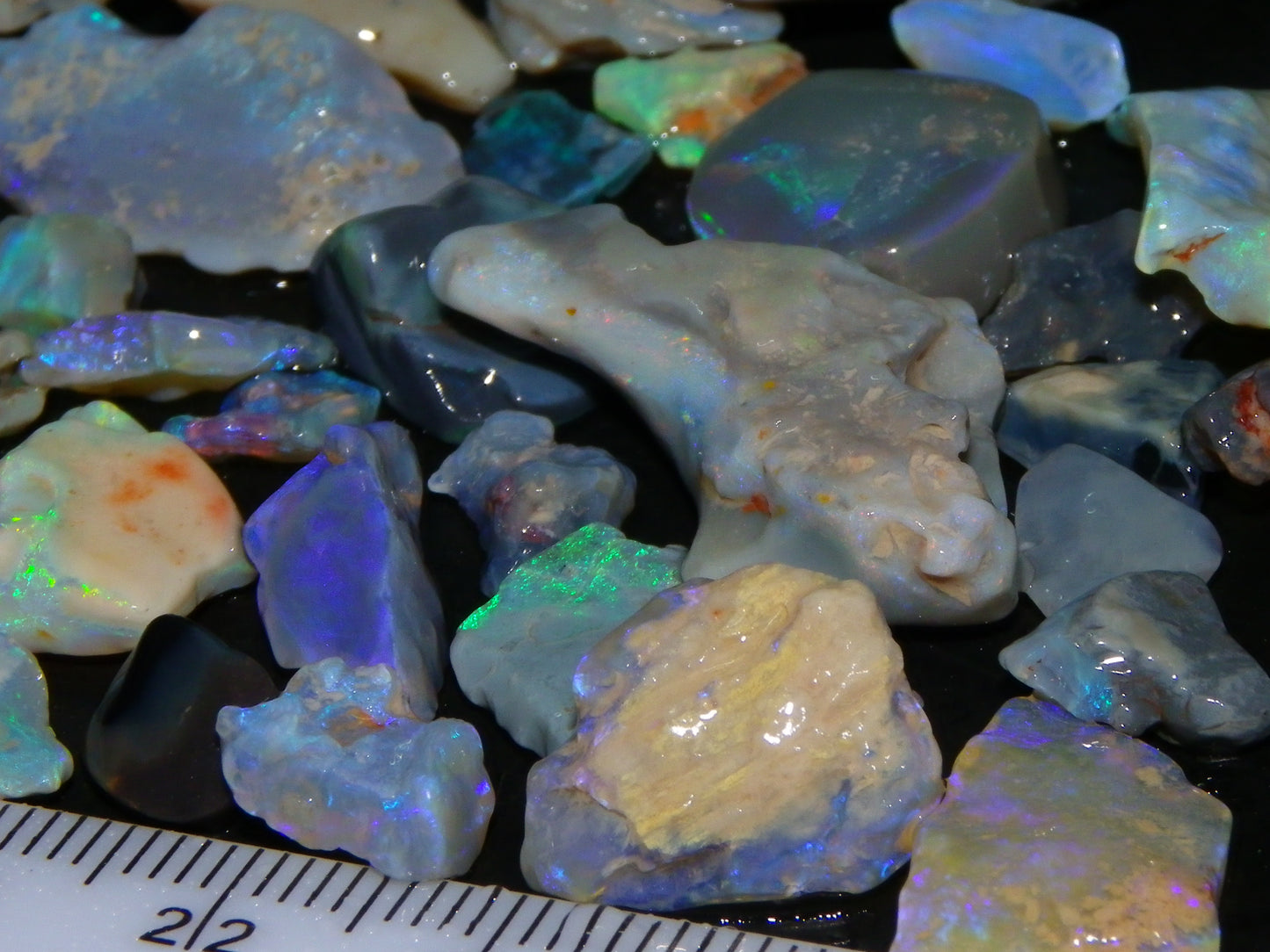 Nice Rough/Rubbed Lightning Ridge Opal Parcel 271cts Blue/Green Fires Mixed Base (P6)