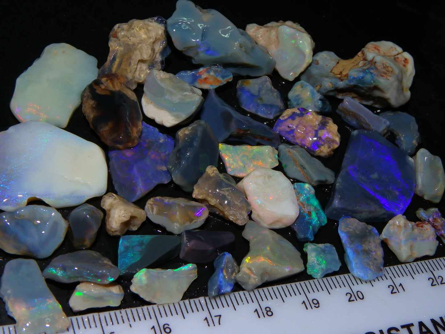 Nice Rough/Rubbed Lightning Ridge Opal Parcel 230cts Fires/Bars/Part Bars Potch/Sand Australia (P10)