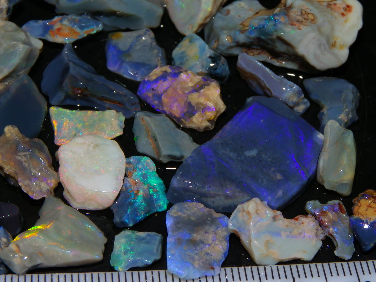 Nice Rough/Rubbed Lightning Ridge Opal Parcel 230cts Fires/Bars/Part Bars Potch/Sand Australia (P10)