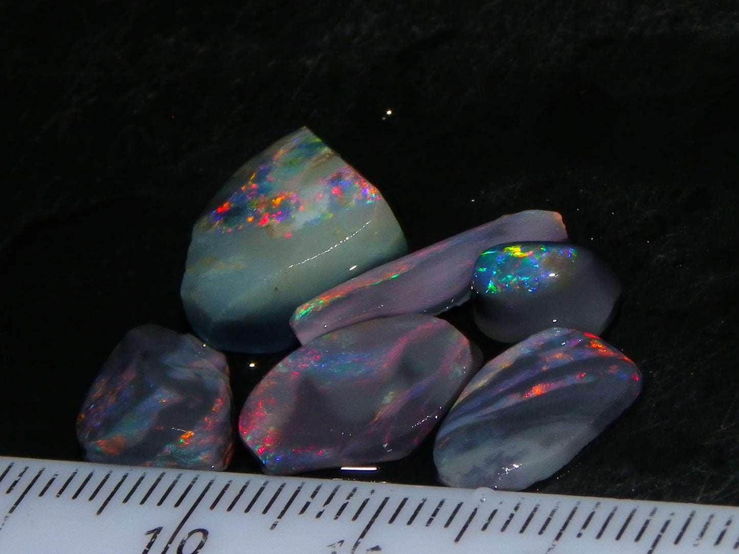 Nice Lightning Ridge Opal Rubs/Rough Parcel 12.9cts Black/Dark Base Reds/Patterns